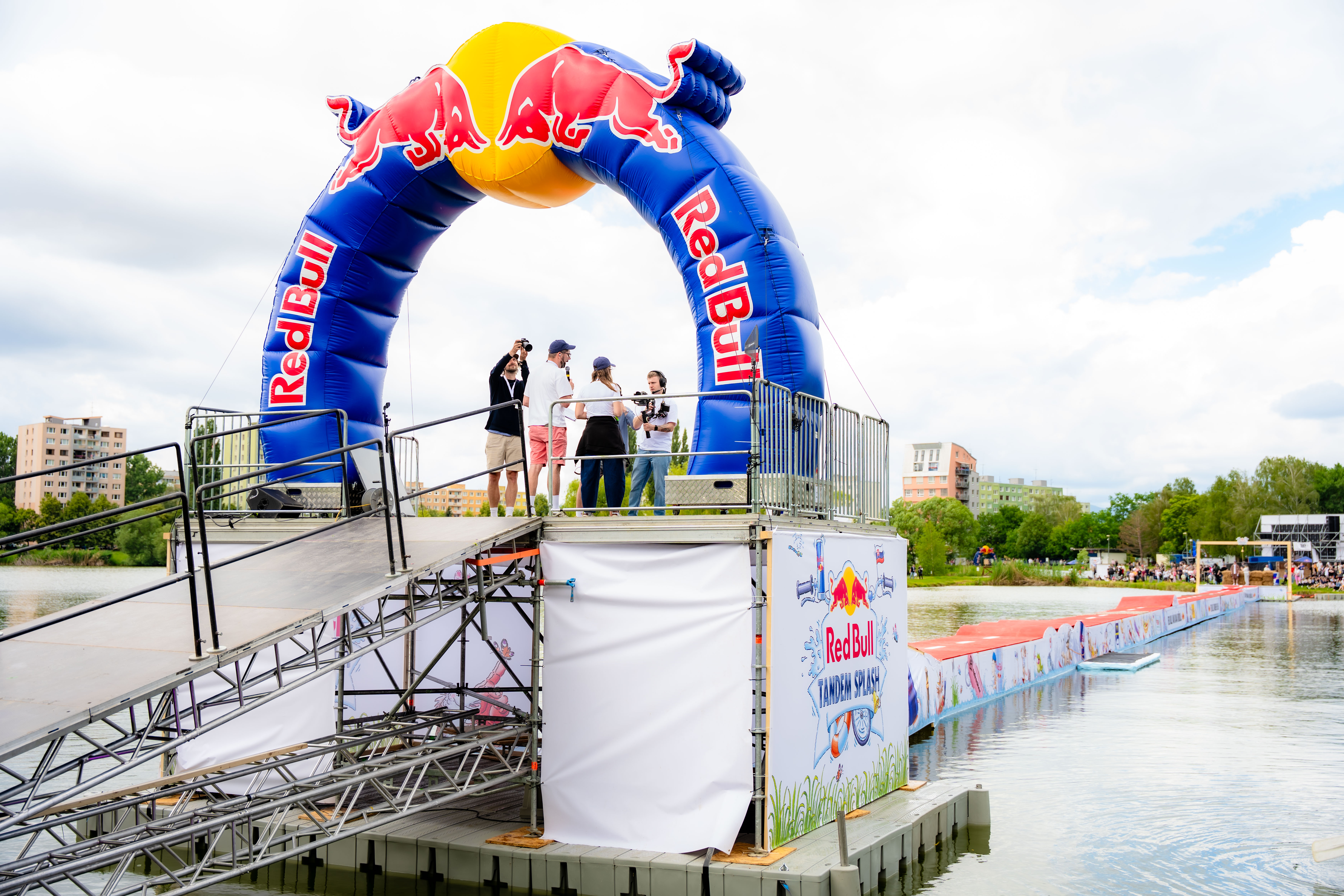 Jazero REDBULL-1-18